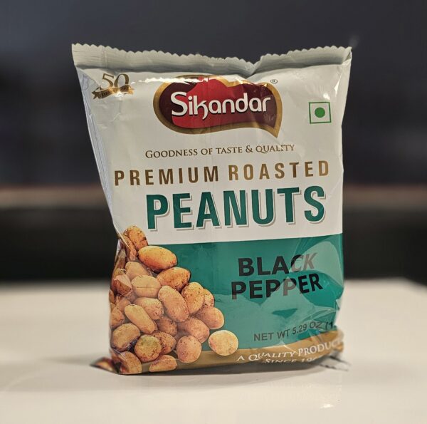 sikandar premium roasted peanuts black pepper