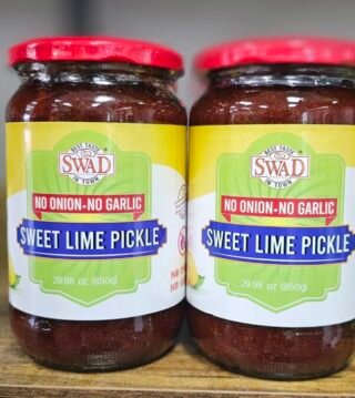 Swad Sweet Lime Pickle jar, 850g, no onion or garlic, showcasing tangy flavor.